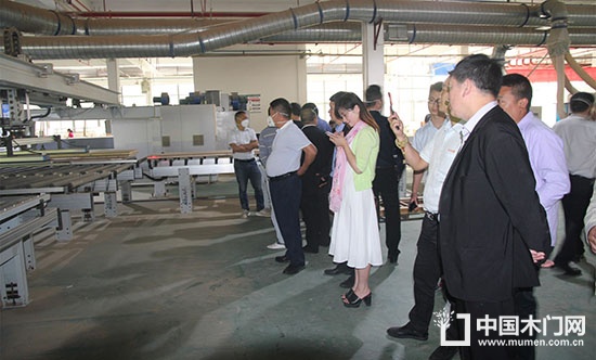 重慶市木門行業(yè)協(xié)會(huì)召開四屆二次理事會(huì)