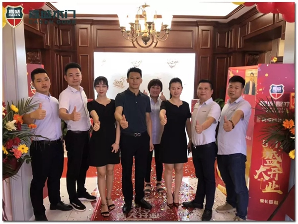 南昌嘉盛木門順利完成店面升級(jí)