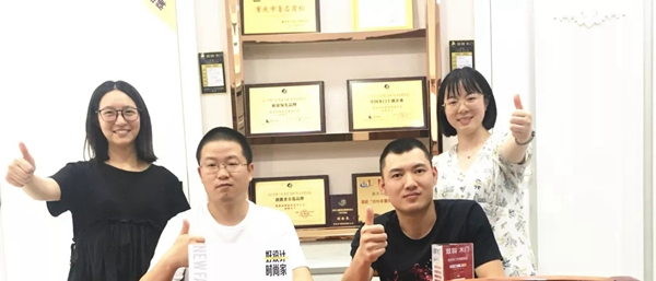 雙羽木門荊州店：穩(wěn)中求變、逆勢思考、順勢而行