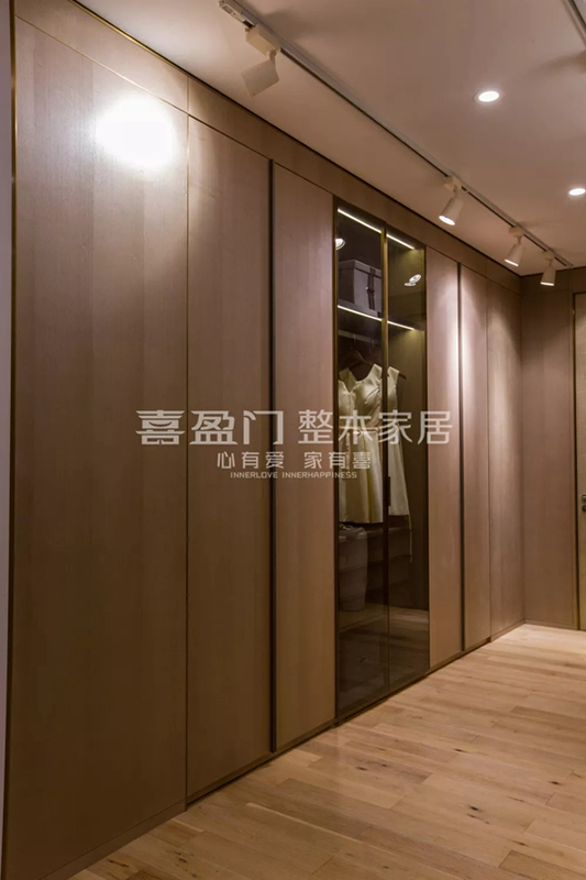 喜盈門木門：輕奢新中式，意想不到的美！