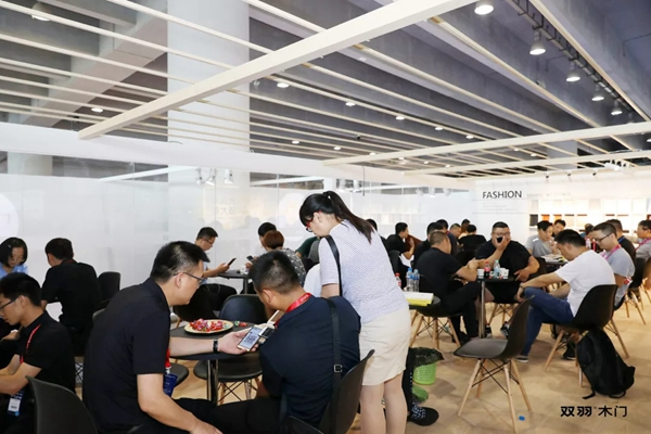 雙羽木門燃動(dòng)羊城，招商戰(zhàn)績創(chuàng)新高！