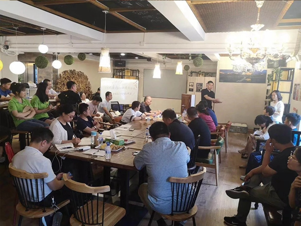 “攜手奮進(jìn) 同心共贏”霍爾茨河北核心經(jīng)銷商大會(huì)成功召開