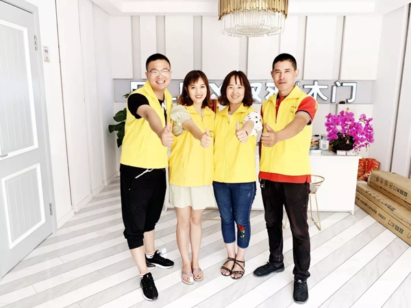 雙羽木門武安店：重視服務(wù) 強(qiáng)化體驗(yàn)