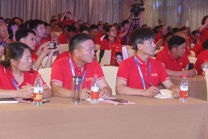群喜木門2019新品發(fā)布會開啟無限驚喜！