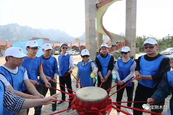 青島寶剛門業(yè)2019年員工戶外拓展團(tuán)建活動圓滿落幕！