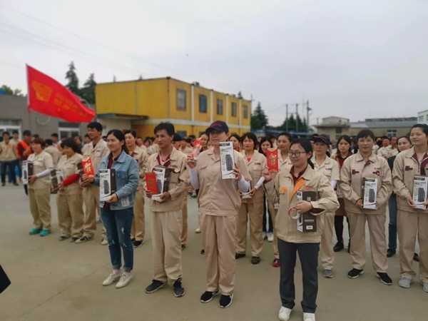 尚佰木門·整木定制2019年度生產(chǎn)中心第五屆趣味運動會圓滿落幕