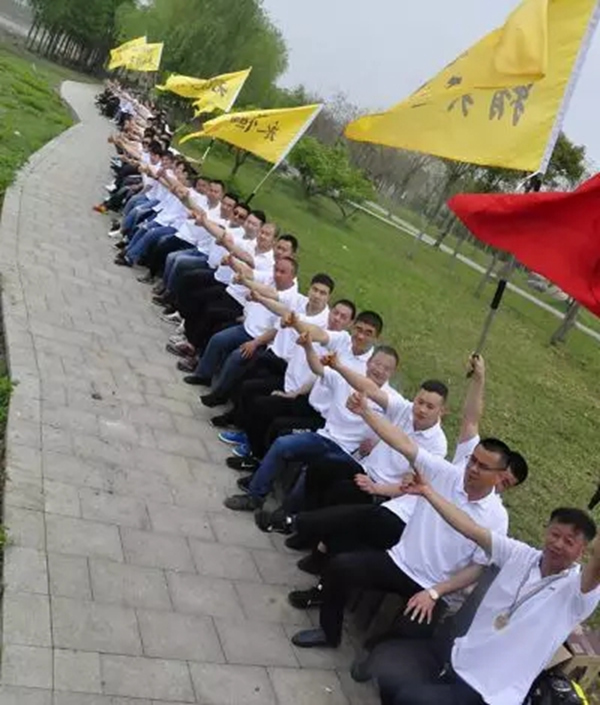 美固門窗2019春游團建活動圓滿結束，不負芳華不負卿！