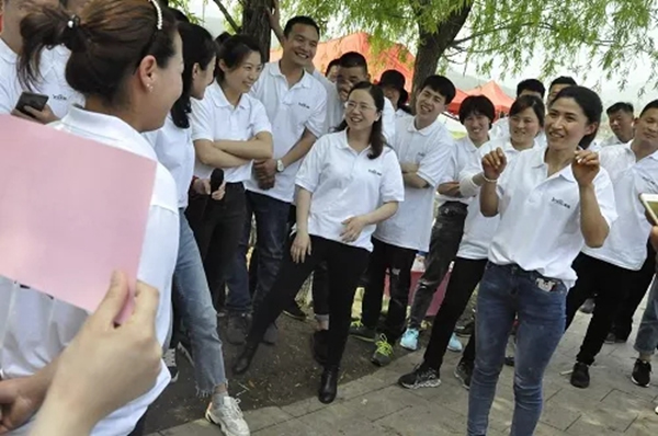 美固門窗2019春游團建活動圓滿結束，不負芳華不負卿！