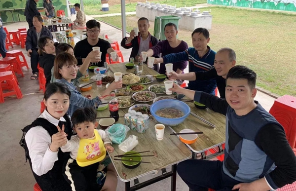 尚佰木門 · 整木定制大家庭共同迎來“全員團建日”！