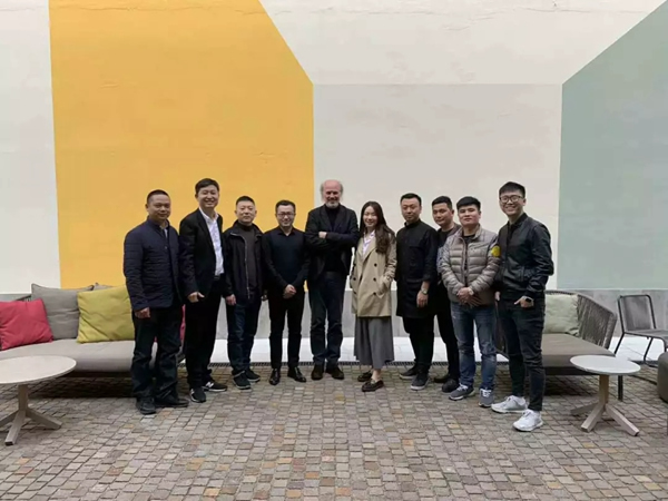 群喜木門帶您一同探索米蘭之旅中的工匠精神！