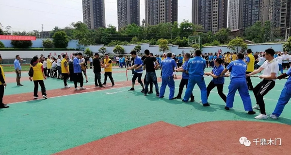 千鼎門業(yè)積極參加長壽高新區(qū)第一屆趣味運動會，增強企業(yè)凝聚力！