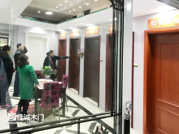 佳誠木門河北省邯鄲市的專賣店盛裝開業(yè)，誠邀各位的蒞臨！
