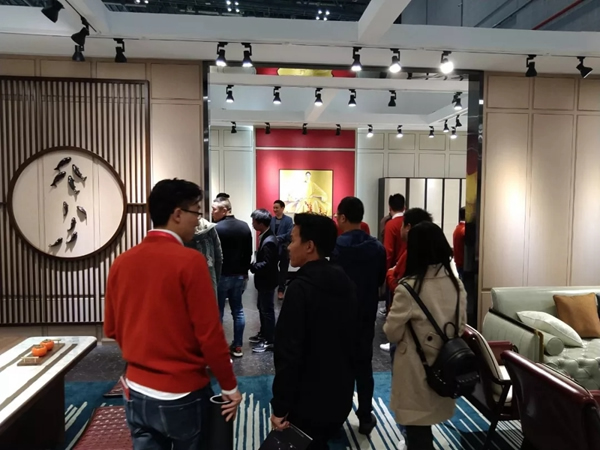 開開木門帶您直擊2019中國建博會（上海）第1天！