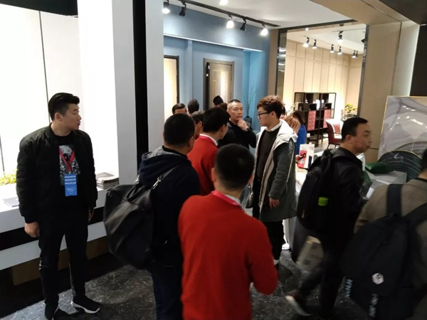 開開木門帶您直擊2019中國建博會（上海）第1天！