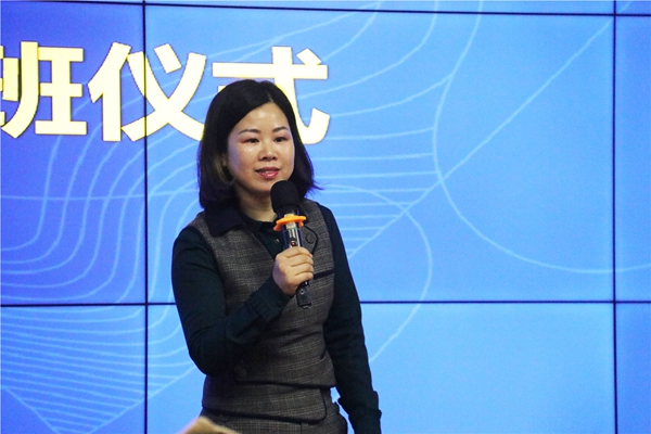 喬金斯耐思迪商學(xué)院課程培訓(xùn)會(huì)、校企授牌儀式成功開講與舉行！