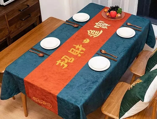 大自然木門教你這樣布置你家的門，年味增添不少！