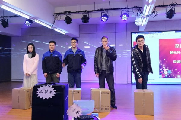 潤成創(chuàng)展木門：幸福是奮斗出來的！