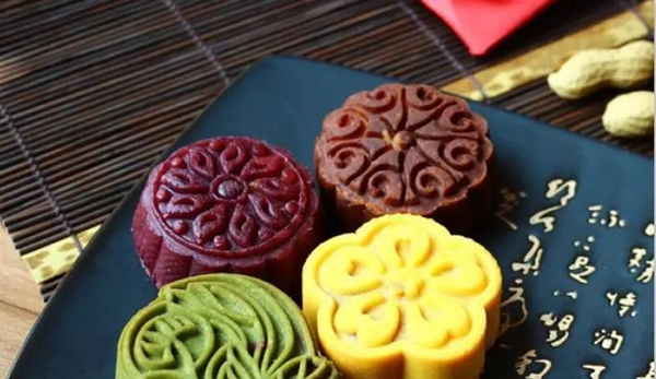 什木坊恭祝大家中秋快樂(lè) 月圓情圓人團(tuán)員