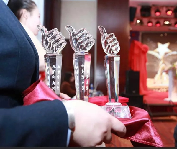 金禾木業(yè)21周年感恩答謝會(huì) 絢麗第一篇