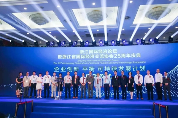 群喜木門(mén)2020大盤(pán)點(diǎn) 當(dāng)夢(mèng)想與榮耀美好相遇