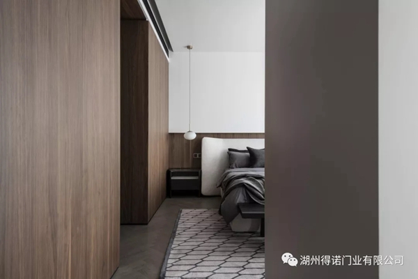 得諾木門：溫潤(rùn)優(yōu)雅的咖啡色家居 冬季里的一抹暖色調(diào)