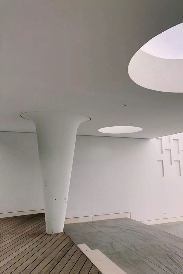DINA斯堪迪那：黑色在家中的魅力 且看黑色愛(ài)好者的家裝理念
