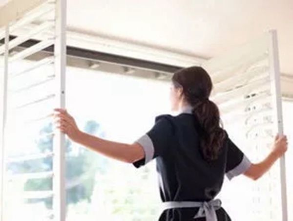 莫干山全屋定制：您好 您有一份實木家居保養(yǎng)攻略待查看
