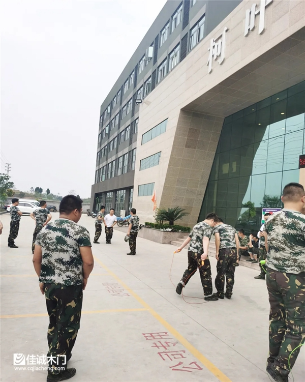 佳誠木門銷售部積極開展文體活動(dòng) 創(chuàng)造健康活潑的工作氛圍