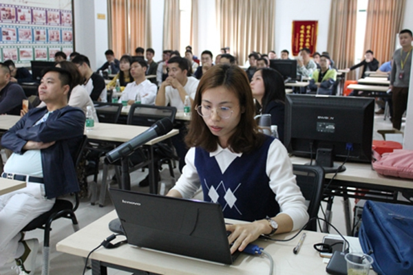 德嘉印象：整木定制無法承諾交付期，他是如何解決的？