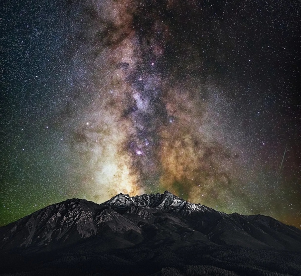 科派木門(mén)告訴你什么樣的空間叫意式星河空間