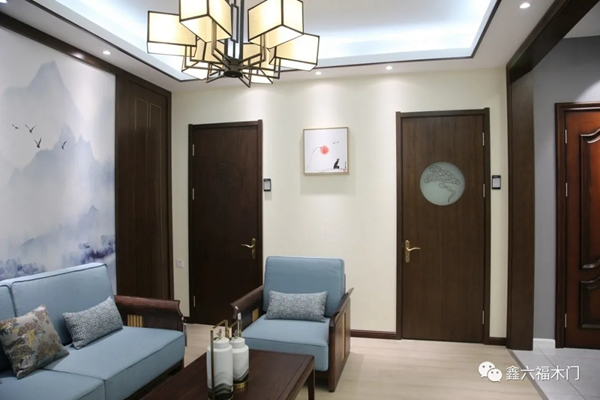 鑫六福木門(mén)：花香蝶自來(lái)，店好客必至