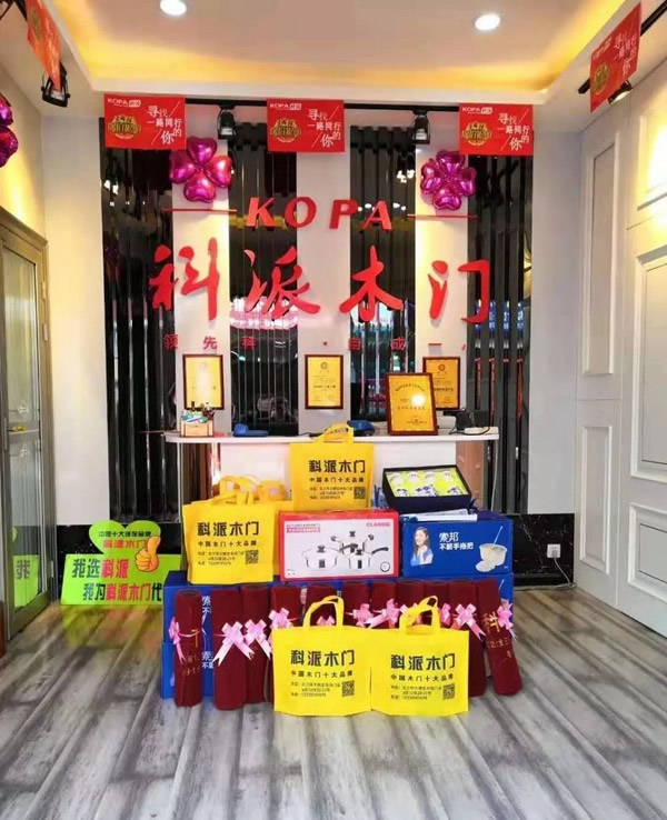 名人堂2|西安網(wǎng)紅小姐姐，和她不為人知的成長經(jīng)歷