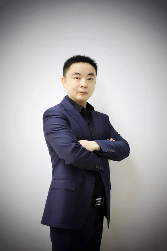入職門檻低卻月入過萬的工作，他入行兩年就從月薪3000漲到月薪3W！