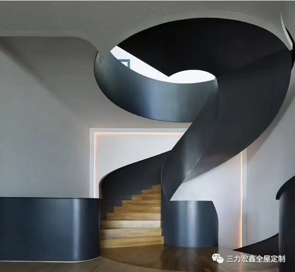 三力宏鑫：源遠(yuǎn)流長(zhǎng)的樓梯發(fā)展歷程