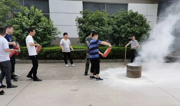 金豐木門：為安全生產(chǎn)做好全方位準(zhǔn)備