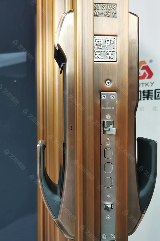 藝和門業(yè)：新中式鋼銅門 獨(dú)具魅力
