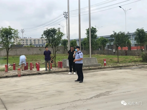 雙虎木門舉行消防演習，提升員工的消防意識