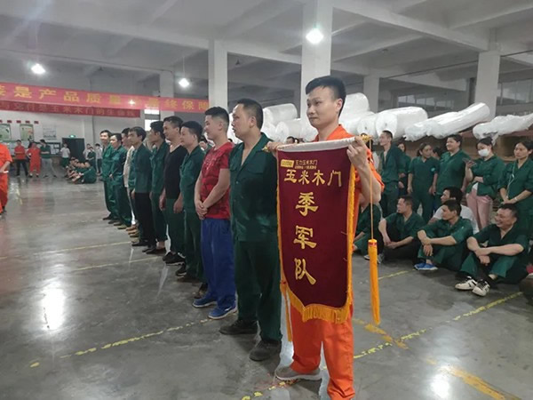 王力玉米木門舉行拔河比賽，促進(jìn)團(tuán)隊(duì)協(xié)作與凝聚力