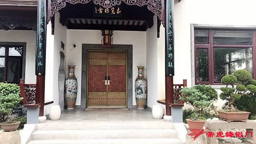 為空間而生的藝術(shù)之門