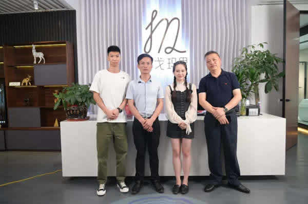 高端實木定制，就選一品迪邦漆
