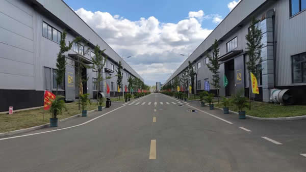 云參觀三峰家居智慧工廠，看民族工業(yè)強品牌精工智造！