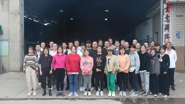 嘉尊門業(yè)8周年品牌盛典誓師大會圓滿結(jié)束！