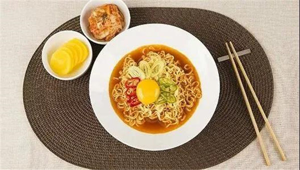 盛世家和木門丨懂你 更懂你的品質生活需求