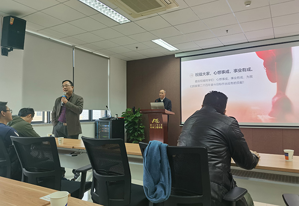 企業(yè)家進(jìn)課堂，研究生收益大