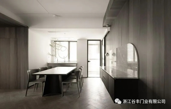 谷豐木門為你展現(xiàn)簡約不簡單的時尚美