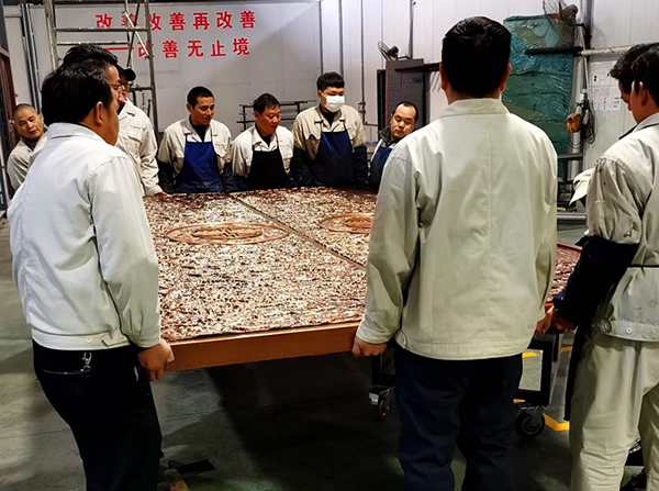 寬4.062米、高3.421米的雙開鑄鋁門，是哪家企業(yè)生產(chǎn)的？