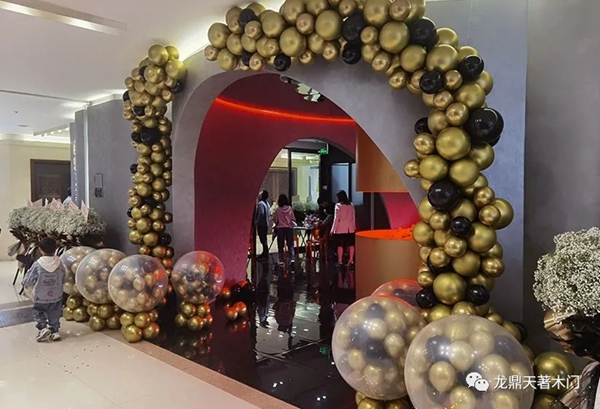 龍鼎天著重慶紅星美凱龍展廳，新店開業(yè)！