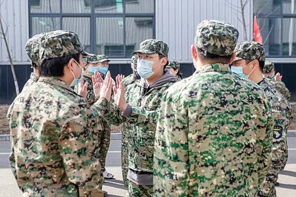 三峰家居舉行2021年度軍訓(xùn)活動