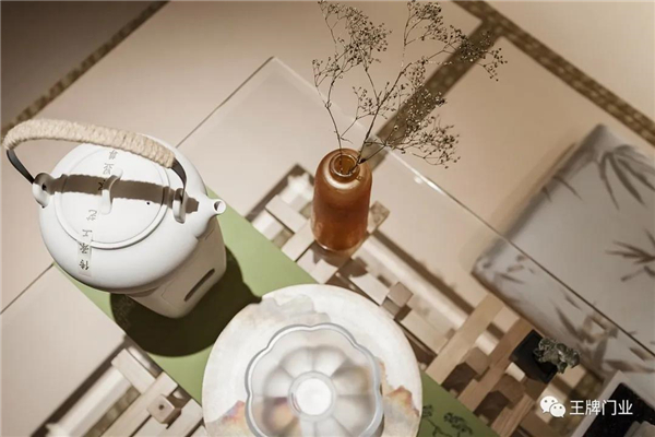 世紀(jì)王牌全屋定制：茶色悠然，新派雅趣！