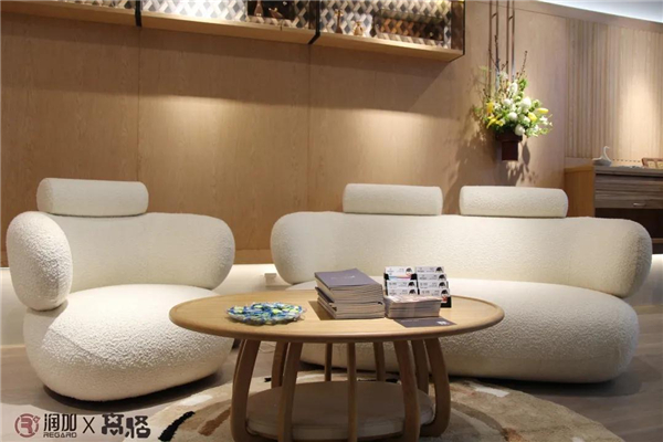 潤(rùn)成創(chuàng)展丨這種治愈系沙發(fā)你想要嗎？